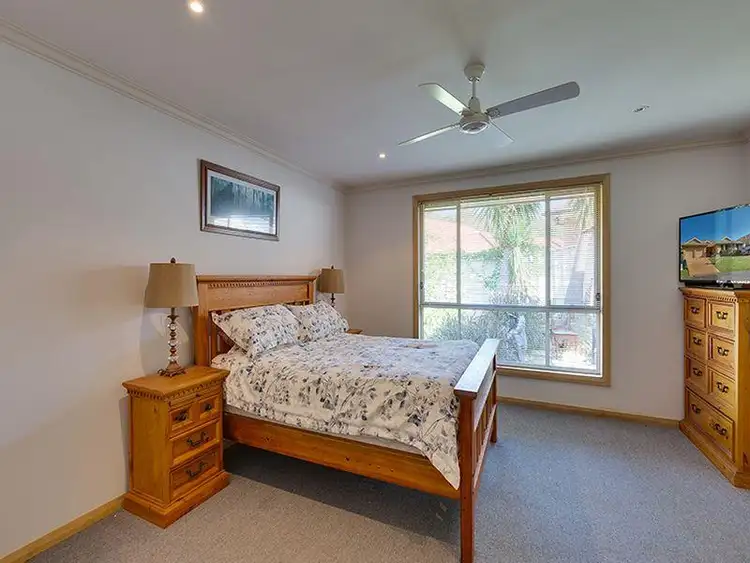 Seventh view of Homely house listing, 8 Teresa Close, Floraville NSW 2280