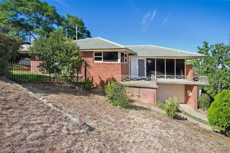 7 Carinya Street, Tamworth NSW 2340