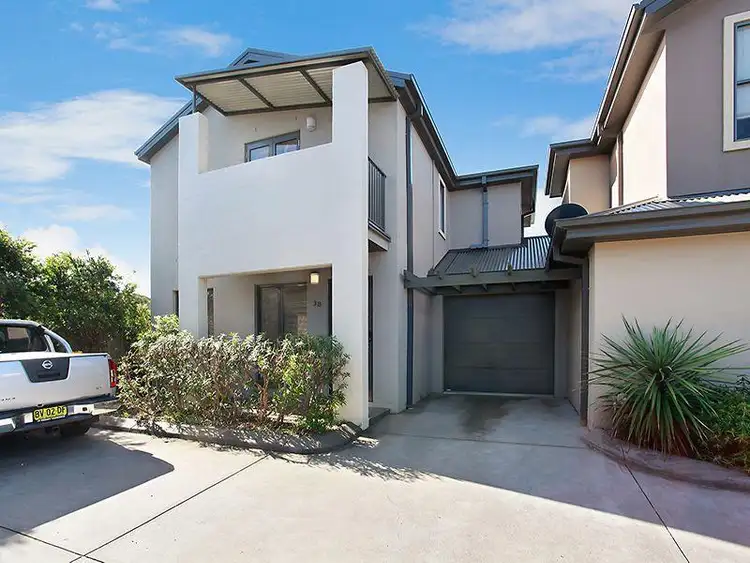 38/348 Pacific Highway, Belmont North NSW 2280