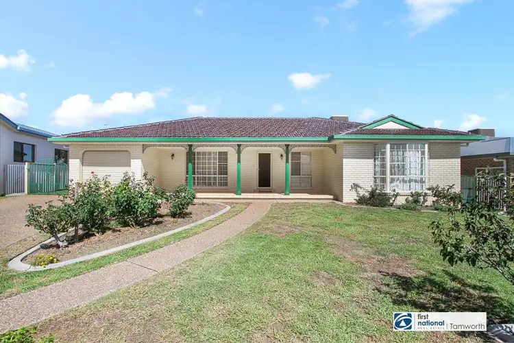 13 Gidgee Street, Hillvue NSW 2340