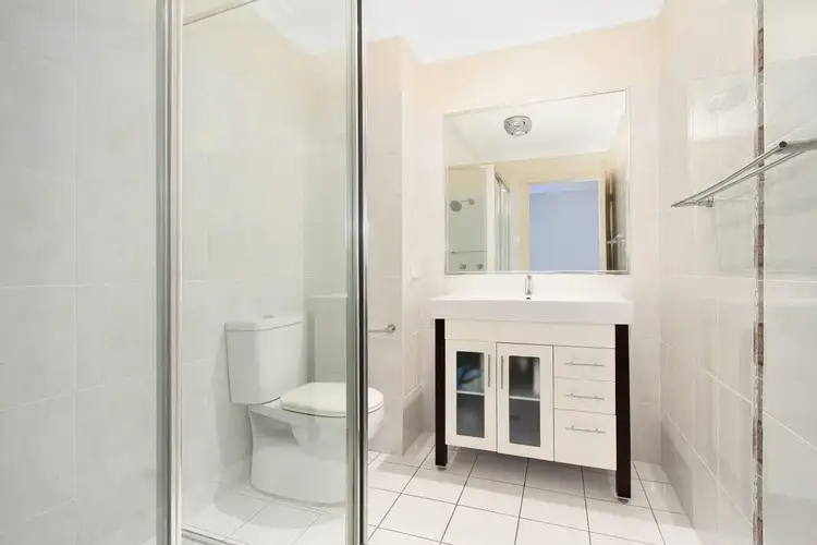 Sixth view of Homely townhouse listing, 3 Boulevard Place, Tamworth NSW 2340