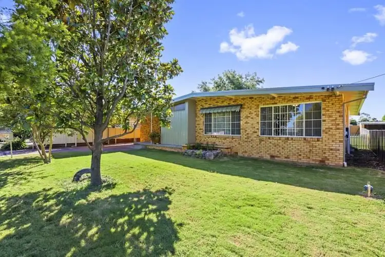 Fifth view of Homely house listing, 3 Petra Avenue, Tamworth NSW 2340
