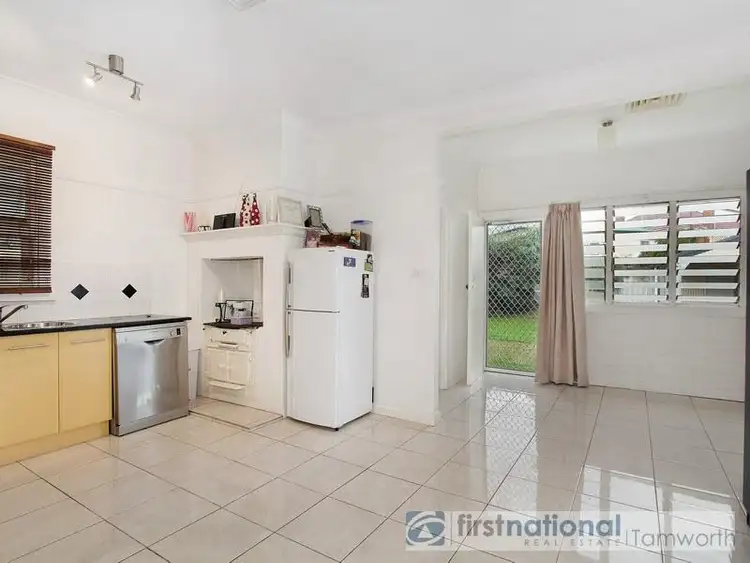 Sixth view of Homely house listing, 2 Dowell Avenue, Tamworth NSW 2340