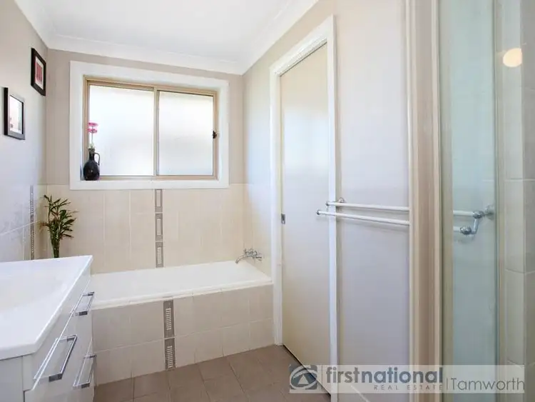 Fifth view of Homely house listing, 6 Tasman Place, Tamworth NSW 2340