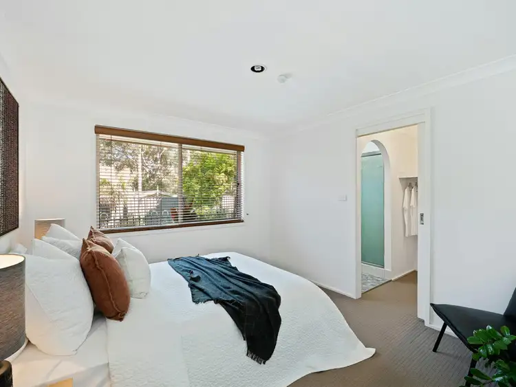 Fifth view of Homely house listing, 8 Kimbarra Close, Belmont North NSW 2280