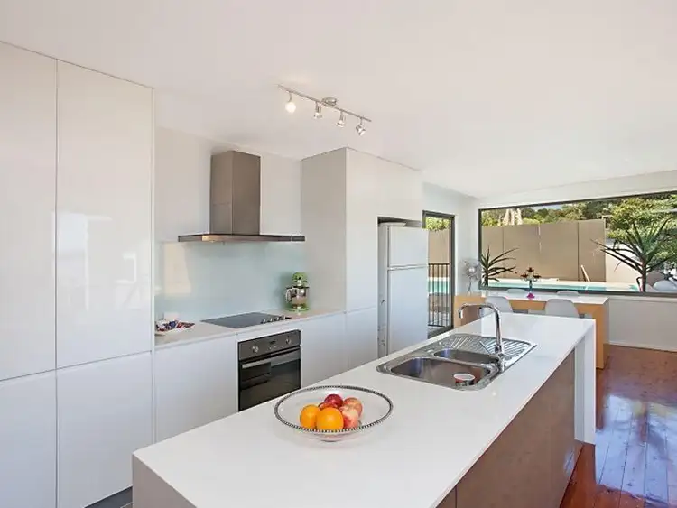 144 Andrew Road, Valentine NSW 2280