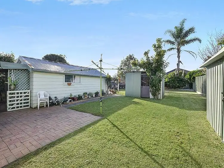 Second view of Homely house listing, 8 Findon Street, Marks Point NSW 2280