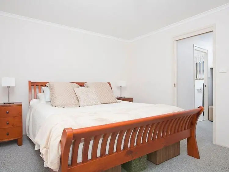 9 Ridgewood Crescent, Eleebana NSW 2282