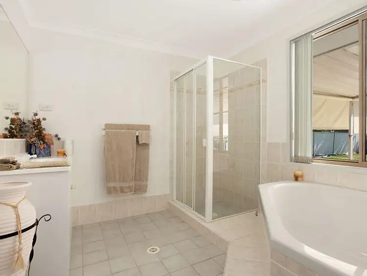 Fifth view of Homely house listing, 17 Dirkala Close, Belmont North NSW 2280