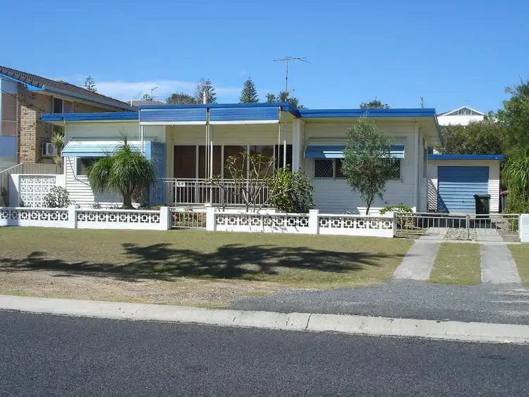 64 Yamba Street, Yamba NSW 2464
