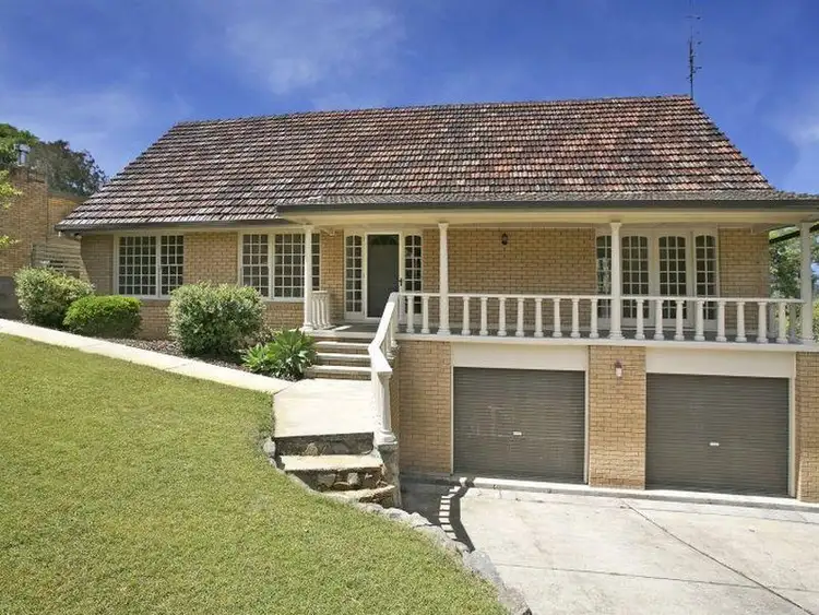 10 Pannamena Crescent, Eleebana NSW 2282