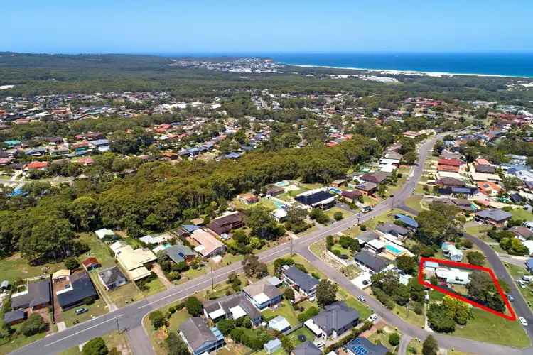 Second view of Homely house listing, 25 Arlington Street, Belmont North NSW 2280