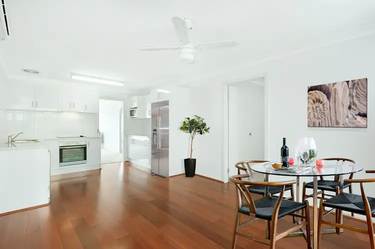 Fourth view of Homely villa listing, 16/4 Cowmeadow Road, Mount Hutton NSW 2290