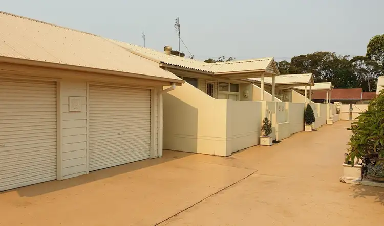 Third view of Homely block of units listing, 1,2,3,4 &/37 Tudor Street, Belmont NSW 2280