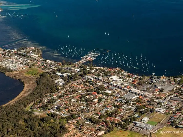 E410 Ernest Street, Belmont NSW 2280