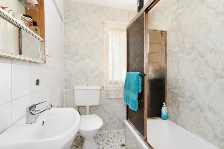 Fourth view of Homely house listing, 27 TINGIRA Avenue, West Tamworth NSW 2340