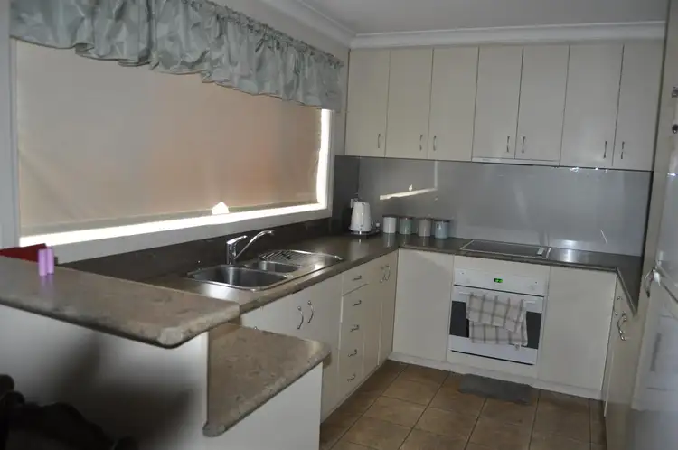 Fifth view of Homely unit listing, 3/7 Kirk Avenue, Tumut NSW 2720