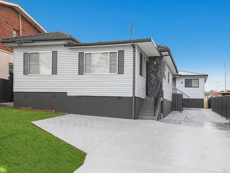 46 Mirrabooka Road, Lake Heights NSW 2502