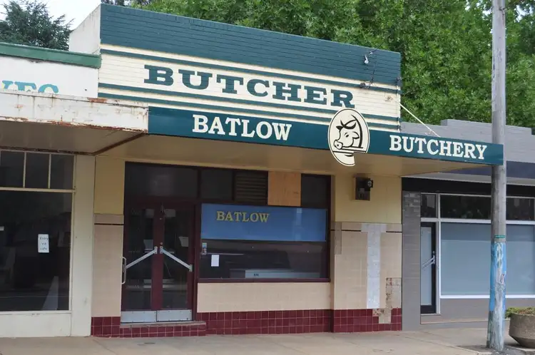 54 Pioneer Street, Batlow NSW 2730