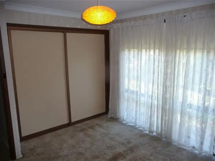 Seventh view of Homely house listing, 17 HAVACHAT Place, Orange NSW 2800