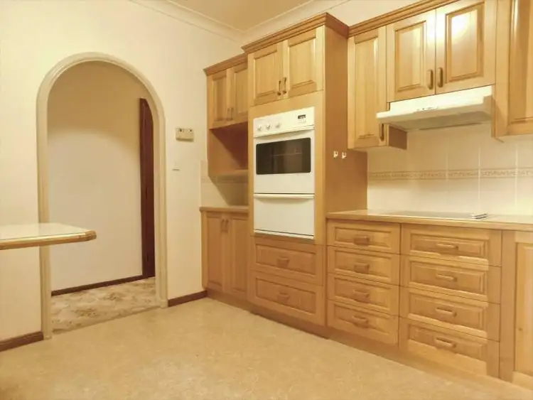 Third view of Homely house listing, 13 STRATFORD Place, Hillvue NSW 2340