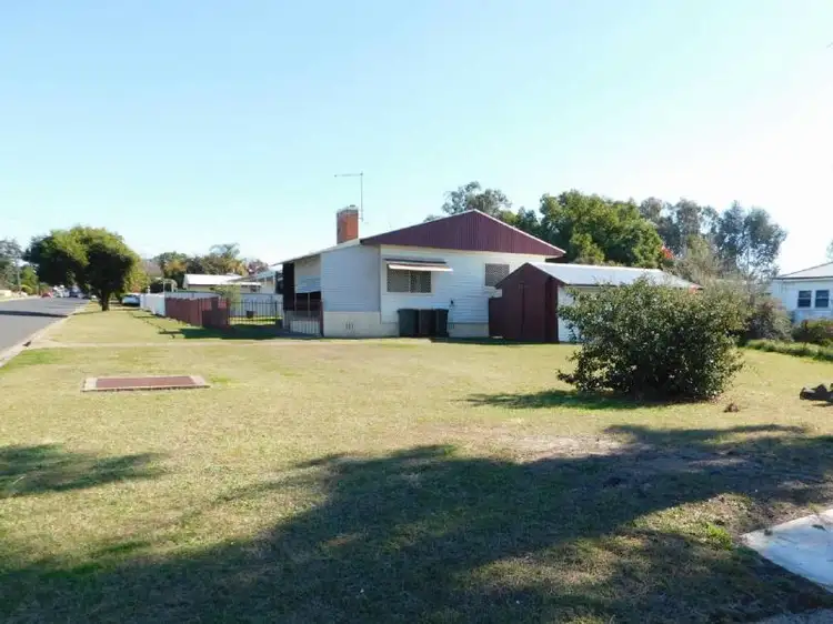 8 FLORIDA Street, Tamworth NSW 2340