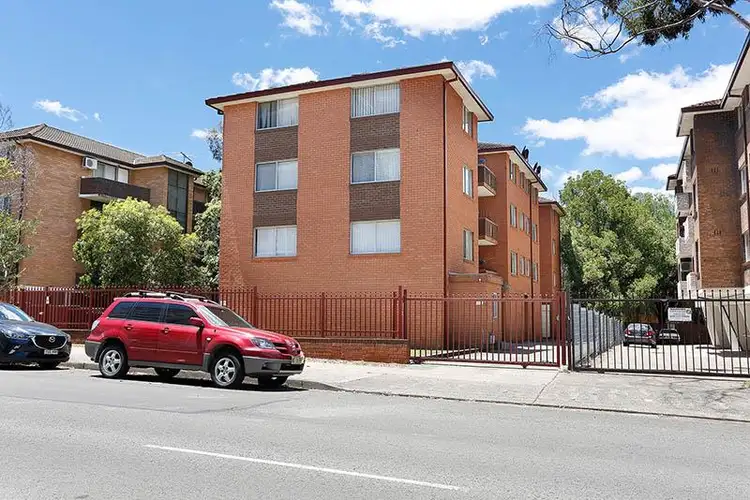 Main view of Homely unit listing, 5/34 Goulburn Street, Liverpool NSW 2170