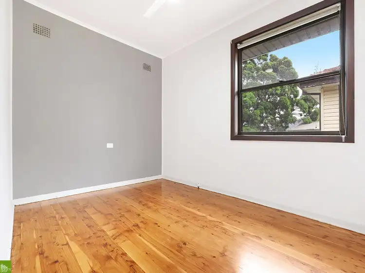Sixth view of Homely house listing, 219 Northcliffe Drive, Berkeley NSW 2506