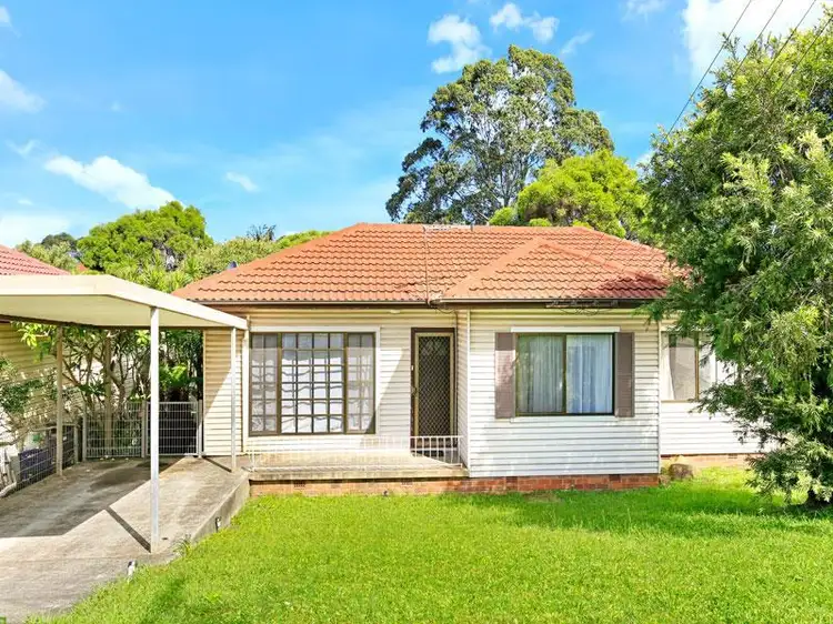 67 Mirrabooka Road, Lake Heights NSW 2502