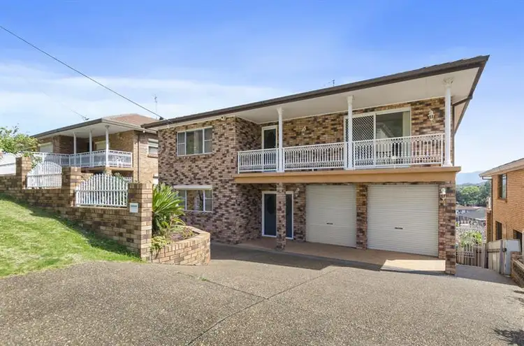 99 Hassan Street, Lake Heights NSW 2502