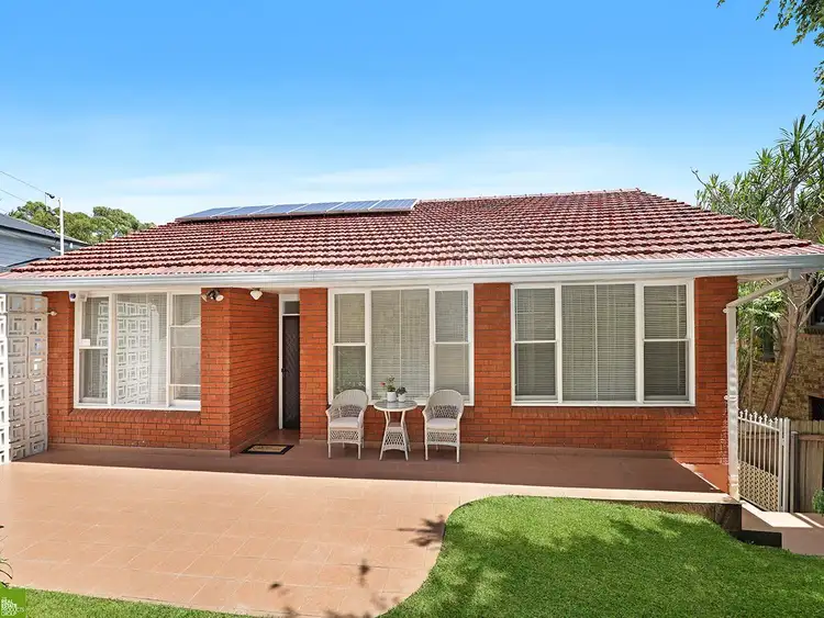7 Immarna Avenue, West Wollongong NSW 2500