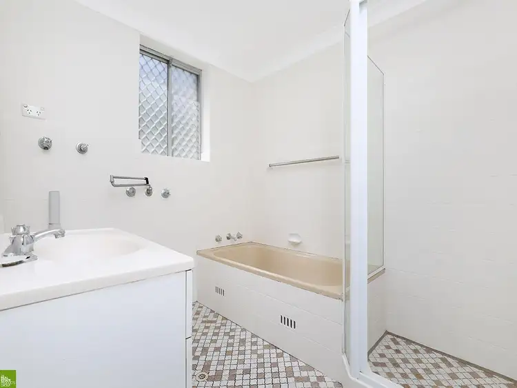 Seventh view of Homely unit listing, 2/11 Reserve Street, West Wollongong NSW 2500