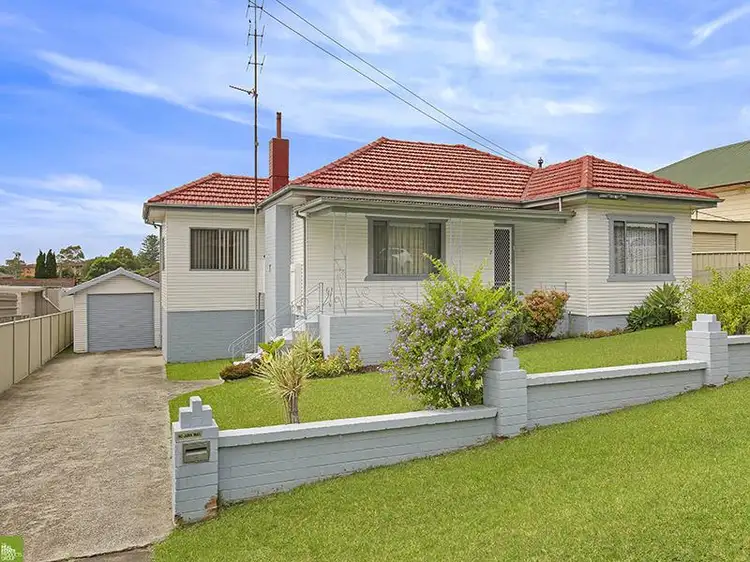 7 Hillcrest Street, Wollongong NSW 2500