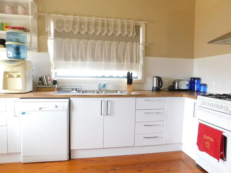 Fifth view of Homely house listing, 4 Scott Road, South Tamworth NSW 2340