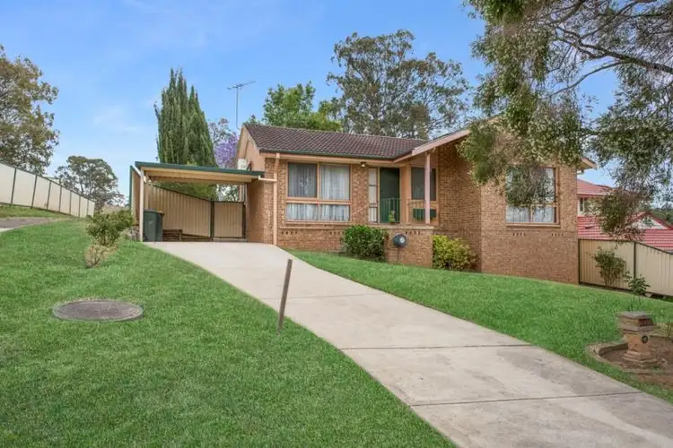 8 Griffiths Place, Eagle Vale NSW 2558