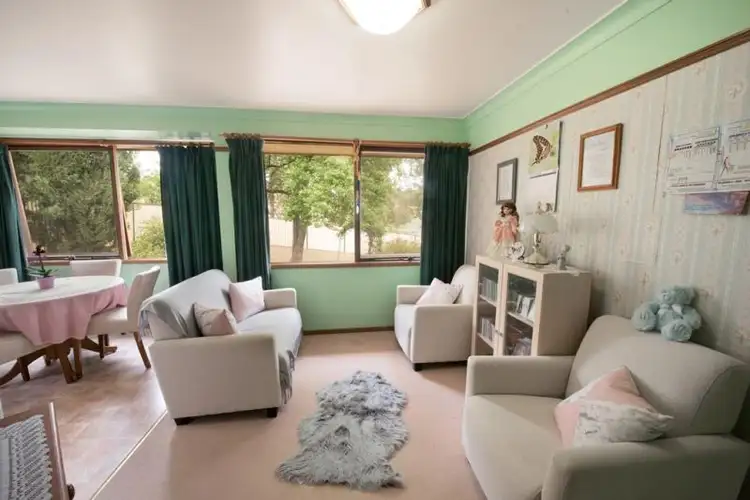 Fourth view of Homely house listing, 8 Griffiths Place, Eagle Vale NSW 2558