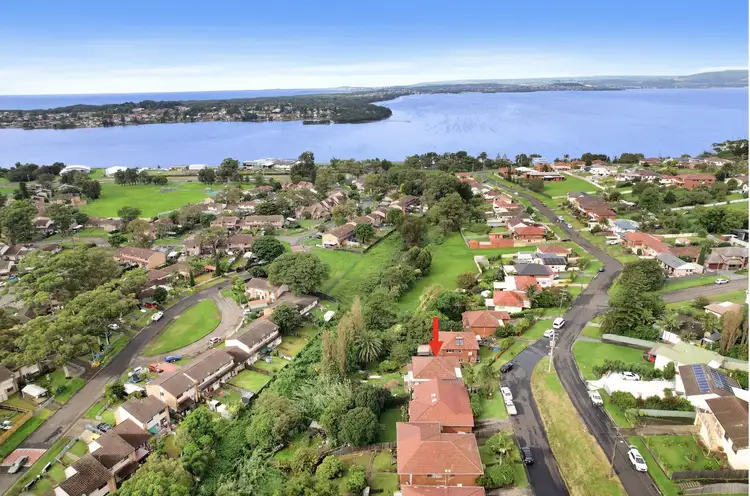 Main view of Homely house listing, 61 Denise Street, Lake Heights NSW 2502