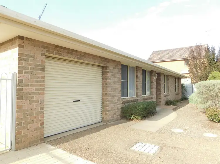 Second view of Homely unit listing, 5/6 Thibault Street, South Tamworth NSW 2340