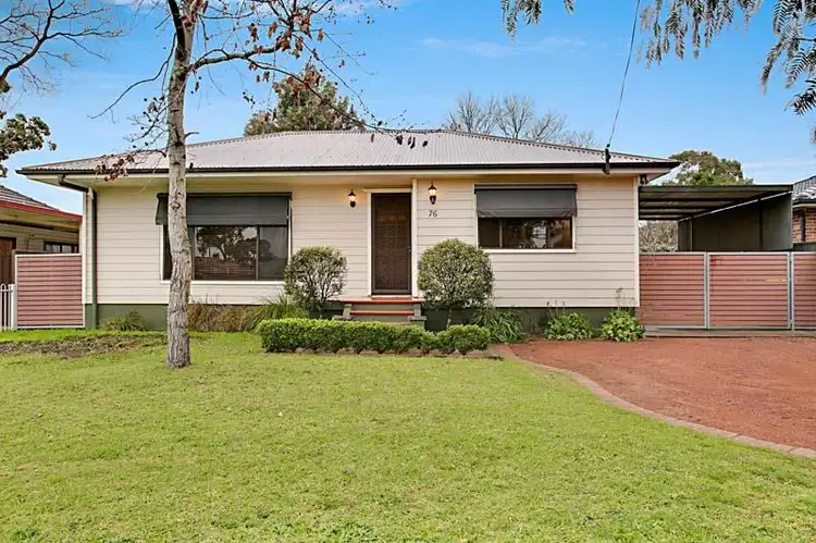 76 Kent Street, Minto NSW 2566