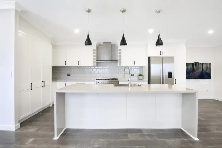 Main view of Homely house listing, 15 Loch Lomond Avenue, Farmborough Heights NSW 2526