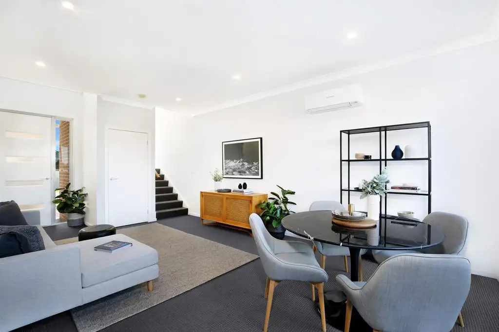 Main view of Homely townhouse listing, 15/36 Avondale Road, Avondale NSW 2530