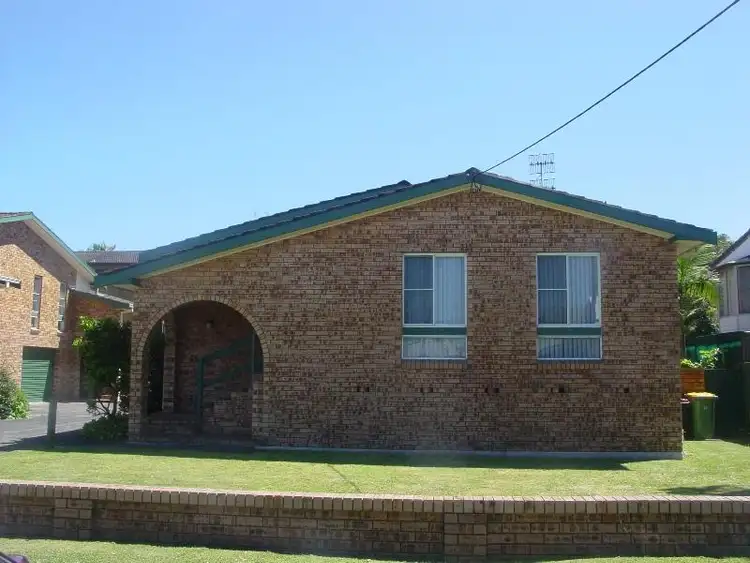 Main view of Homely townhouse listing, 3/24 Coogee Avenue, The Entrance North NSW 2261