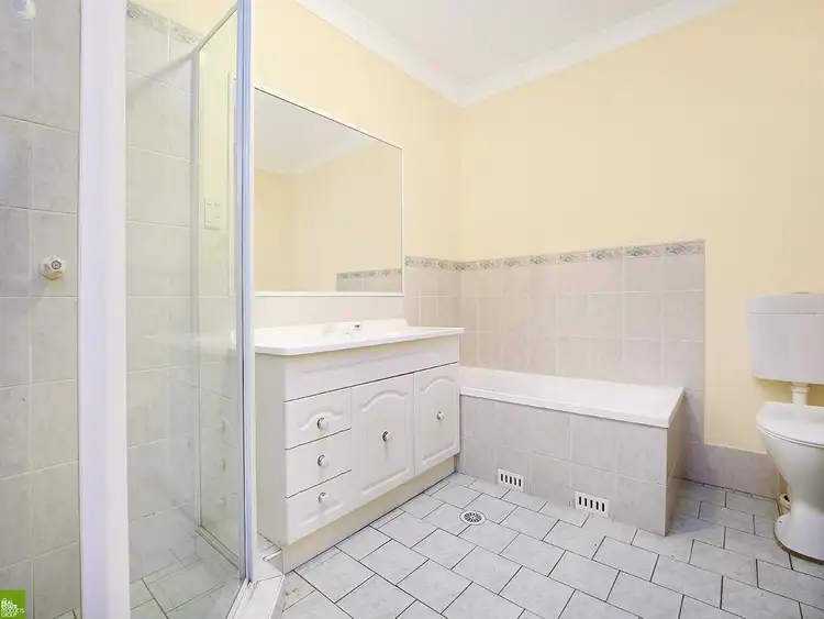 Fifth view of Homely villa listing, 2/51 Waples Road, Unanderra NSW 2526