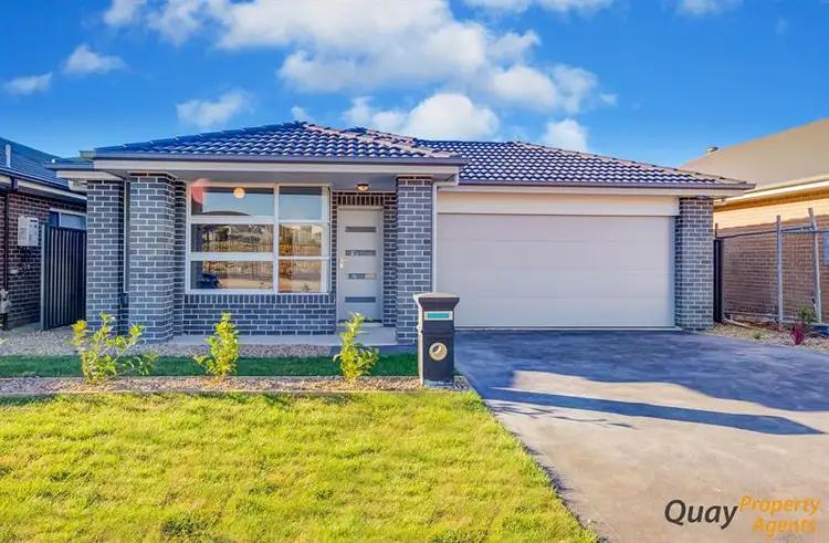 8 Phillips  Street, Oran Park NSW 2570