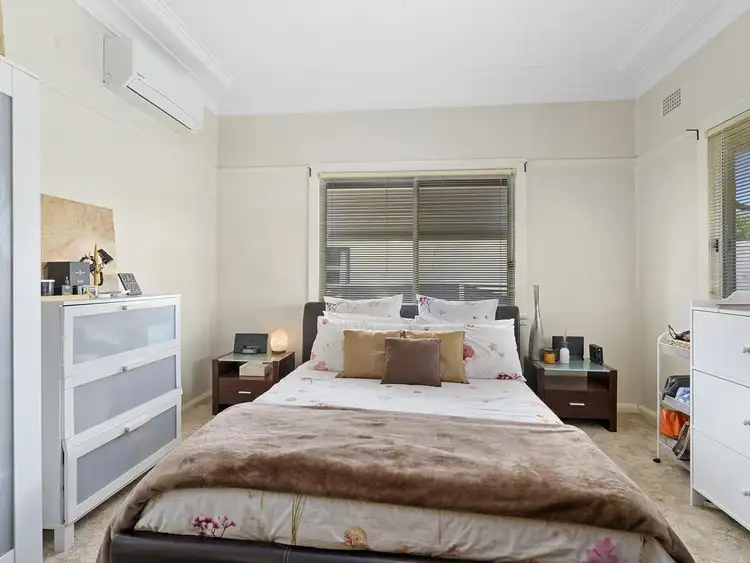 Fifth view of Homely house listing, 86 Carlisle Street, Ingleburn NSW 2565