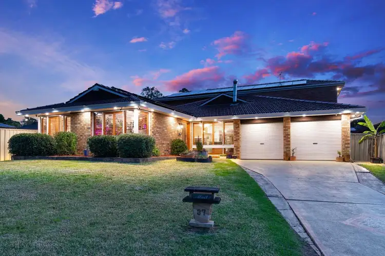 37 Boythorn Avenue, Ambarvale NSW 2560