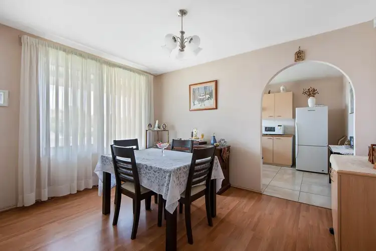 Fifth view of Homely villa listing, 2/225 Harrow Road, Glenfield NSW 2167