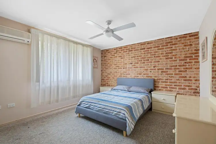 Sixth view of Homely villa listing, 2/225 Harrow Road, Glenfield NSW 2167