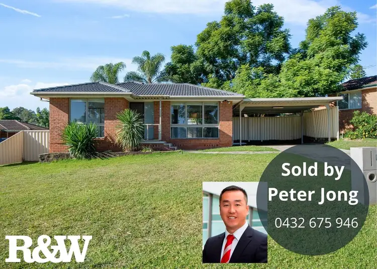 15 Spumante Close, Eschol Park NSW 2558