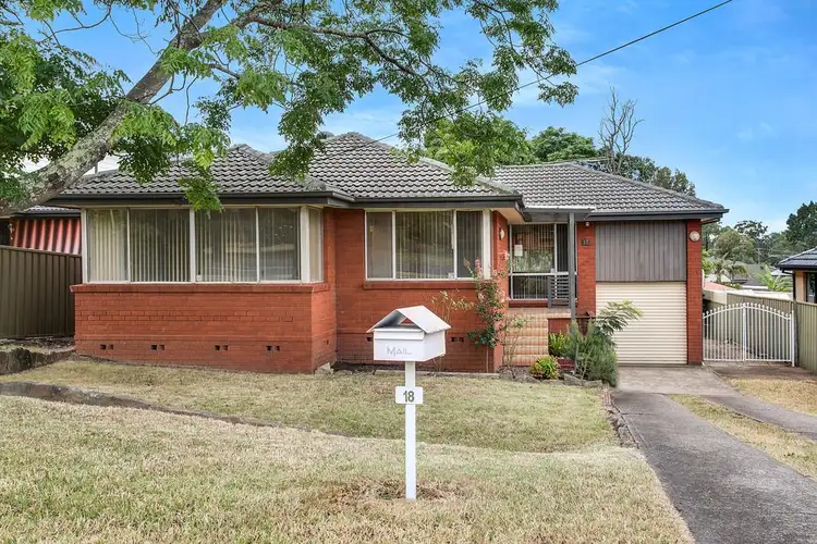 18 Megalong Crescent, Campbelltown NSW 2560